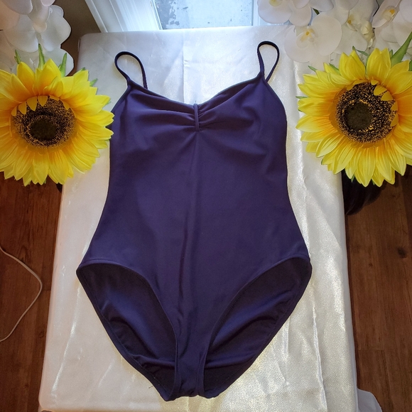 💙 Navy blue Calvin Klein one piece swimsuit 🏊‍♂️ - Picture 2 of 7